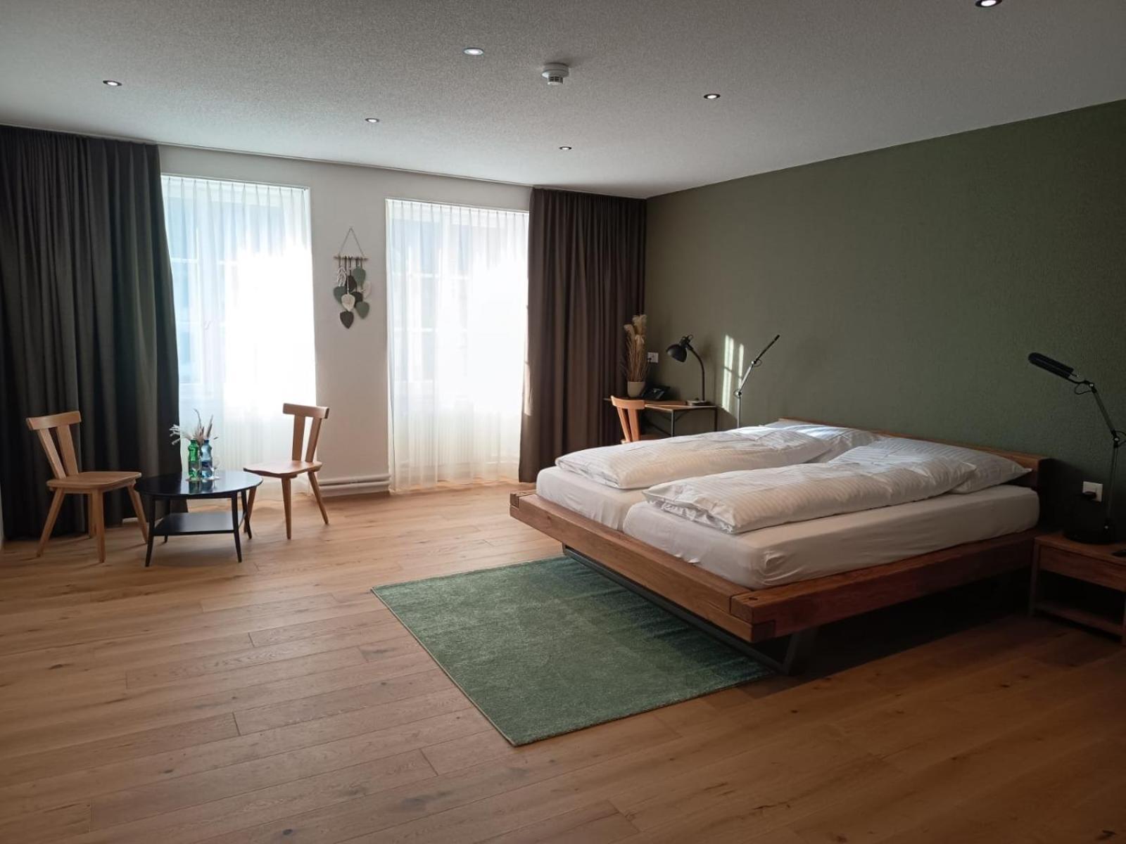 Hotel Restaurant Krone 阿尔贝格 外观 照片