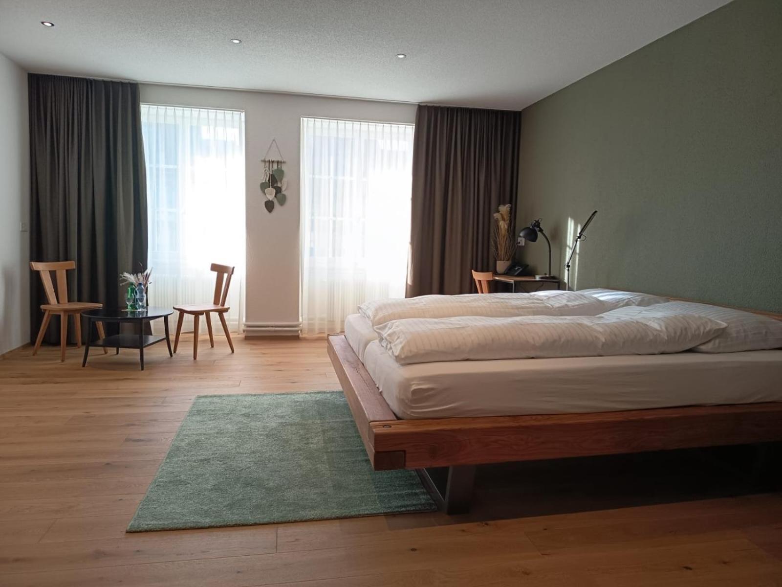 Hotel Restaurant Krone 阿尔贝格 外观 照片