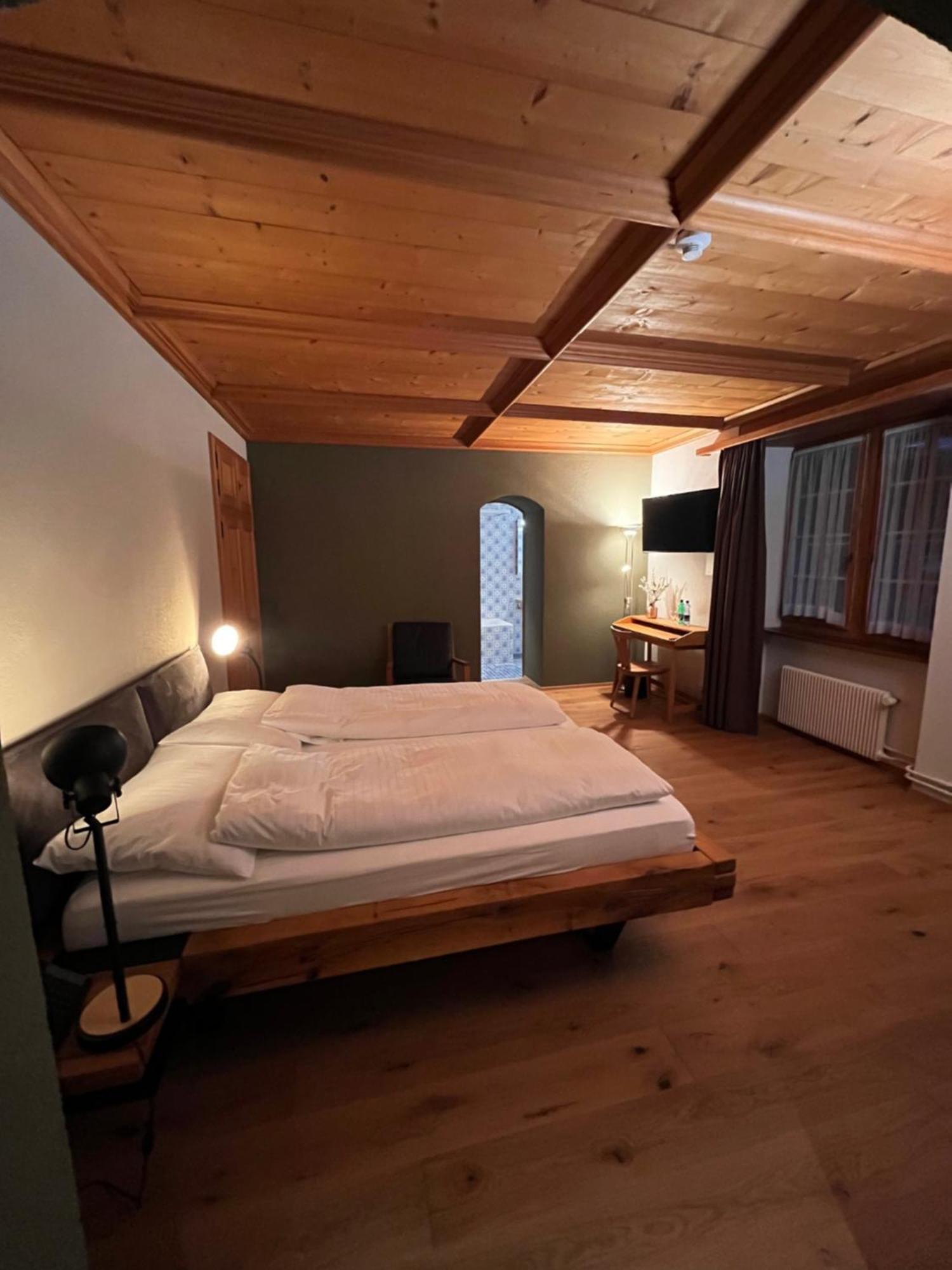 Hotel Restaurant Krone 阿尔贝格 外观 照片